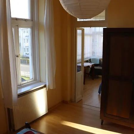 Lotte Guest house